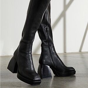 Jeffrey Campbell Daphne Platform Heeled Leather Boot